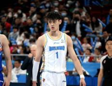 曾凡博和北京男子篮球：支持和争论交织的合理安排？- 68NBA直播